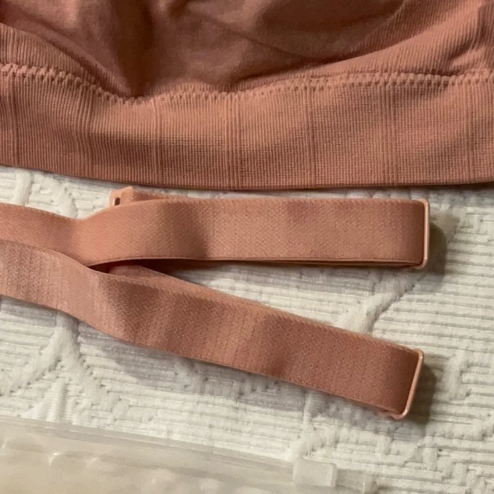 Convertible Strapless Bandeau Bra - NWT